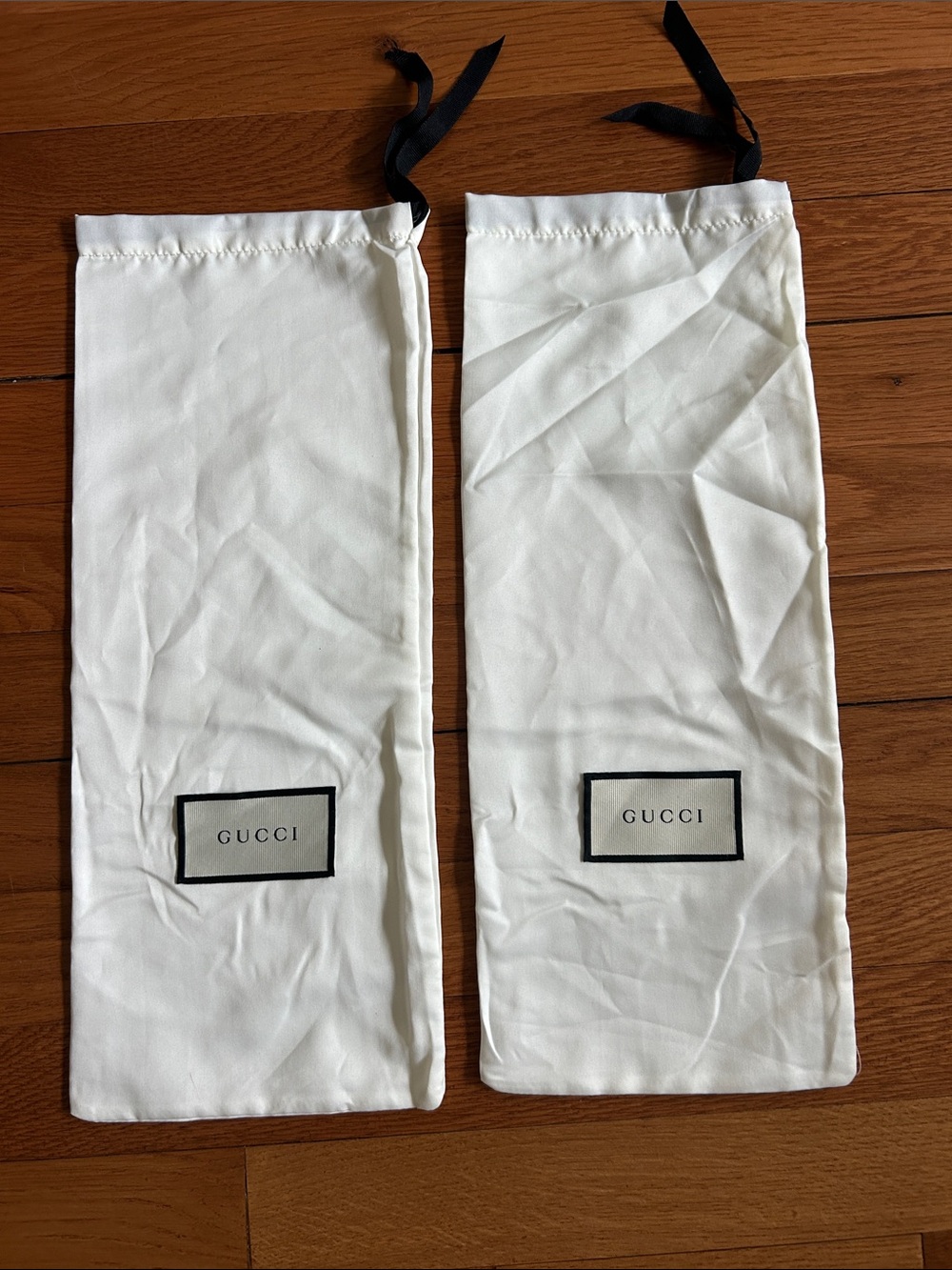 Gucci White Fabric Drawstring Pouches with Black Logo Trim